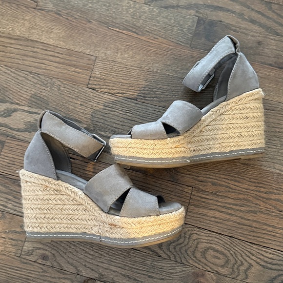 Universal Thread Espadrilles - Picture 4 of 6